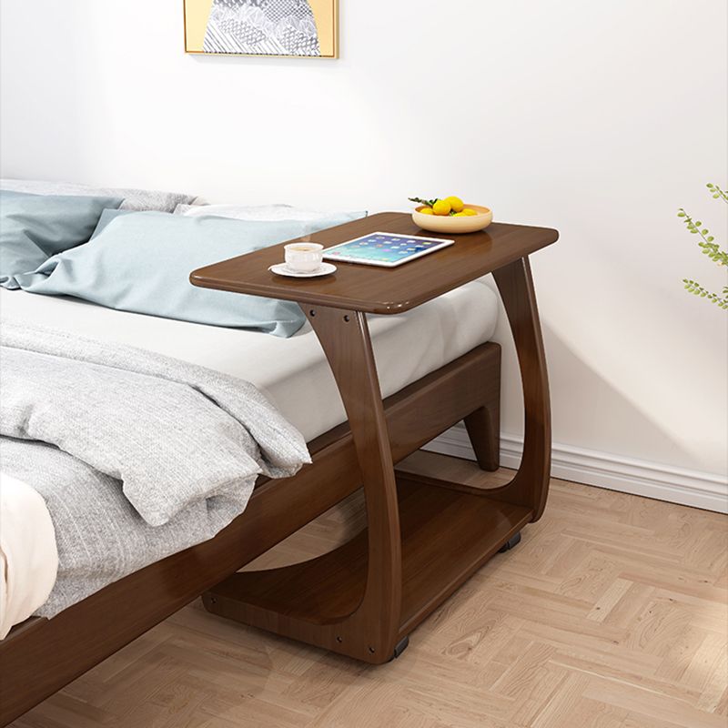 Tavolo da snack laterale a forma c-snack in stile modernista tavolo laterale superiore per camera da letto