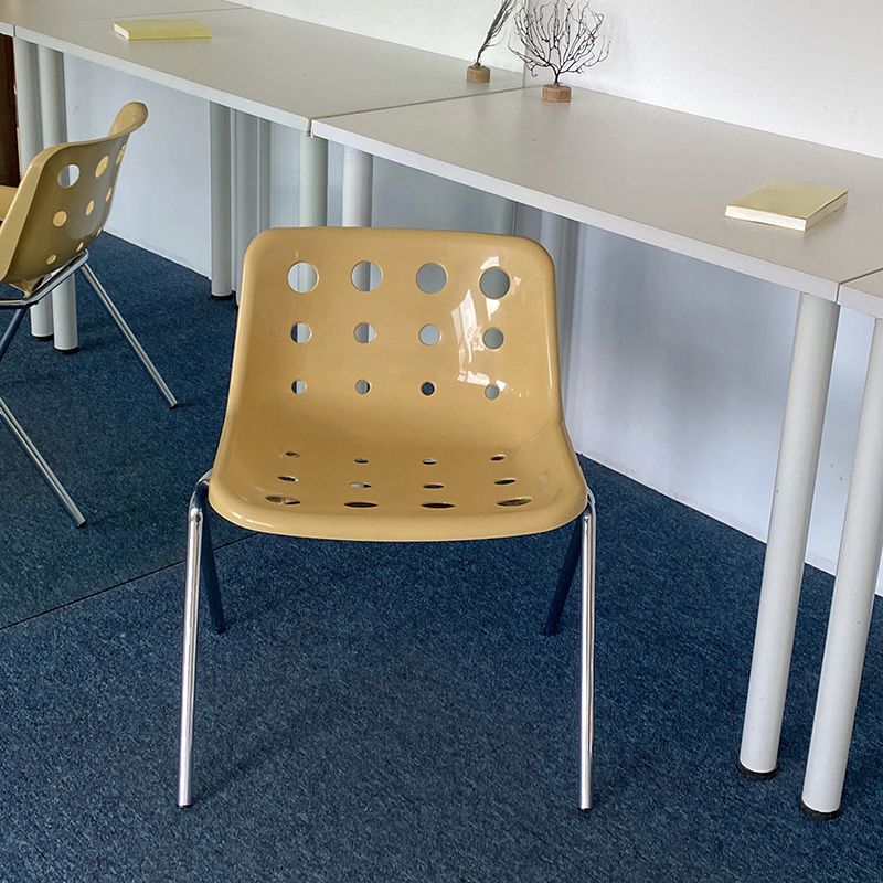 Moderner armloser Rückenlehne Acrylstuhl mit Metallbeinen für Esszimmer