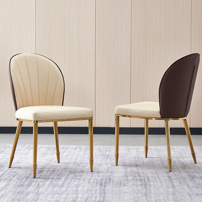 Zeitgenössischer Kunstleder -Essstuhl Parsons Seitenstuhl in Weiß