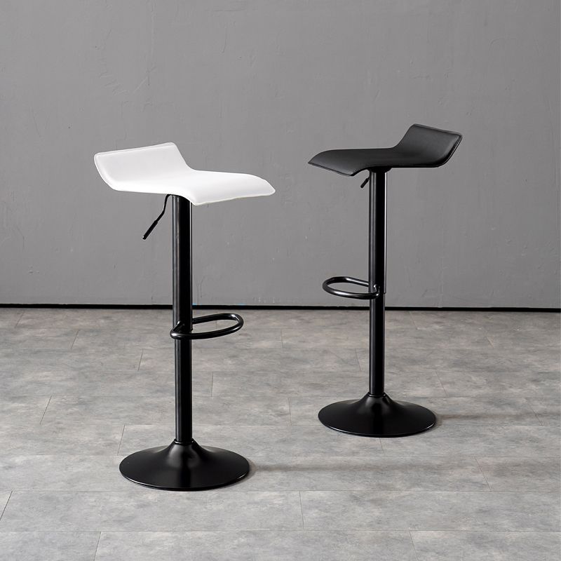 Modern Adjustable Swivel Bar Stool Footrest Low Back Faux Leather Bar Stool Clearhalo 'Bar Furniture' 'Bar Stools' 'bar_stools' 'furn' 'furn_bar_stools' 'furniture_bar_stools' 'Kitchen & Dining Furniture' 'kitchen&dining_furn' 'kitchen' 'kitchen_furn' Furniture' 1200x1200_af48ede1-6c16-4dfc-b751-ec17acb1ff02