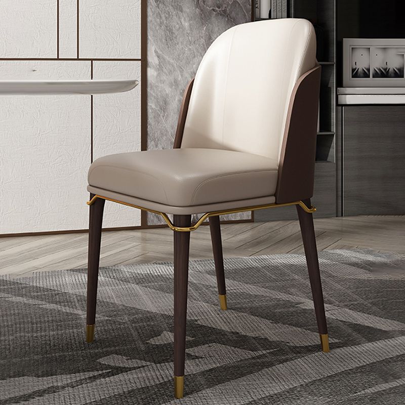 Glamstil Faux Lederstuhl Parsons Stuhl mit Holzbeinen für die Küche