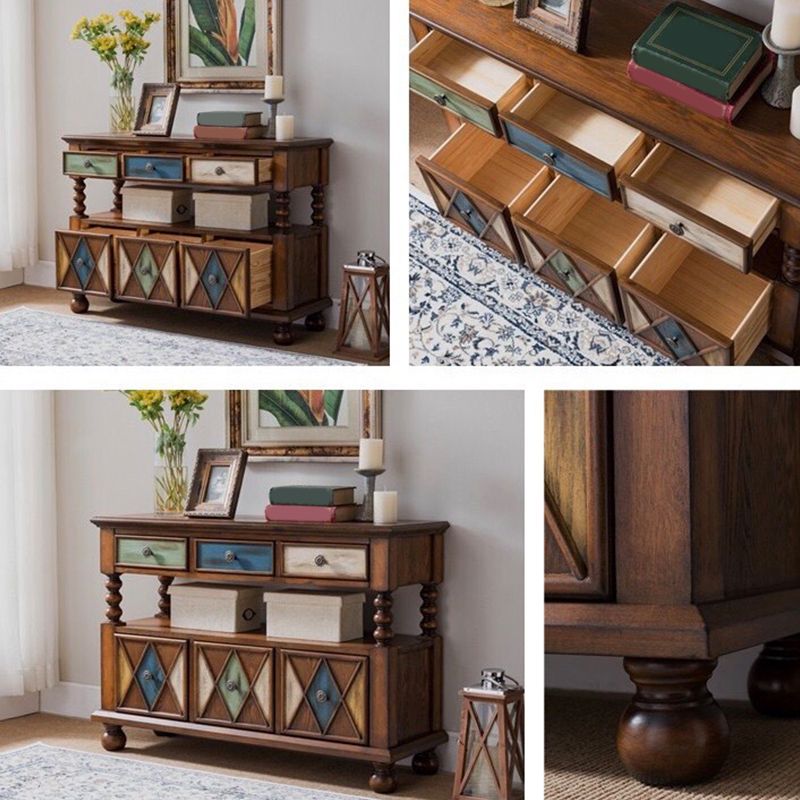Cabinet à buffet en bois de la ferme Board de maison avec tiroirs