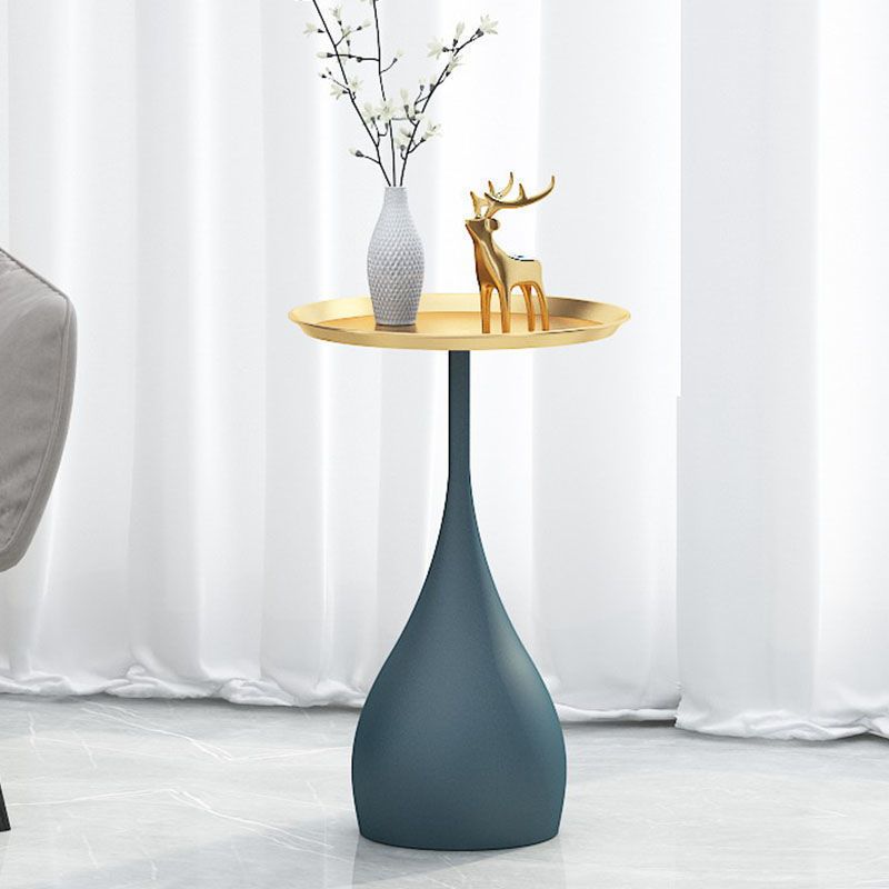 Table de base de base de base de piédestal ronde table de style moderne médiéval