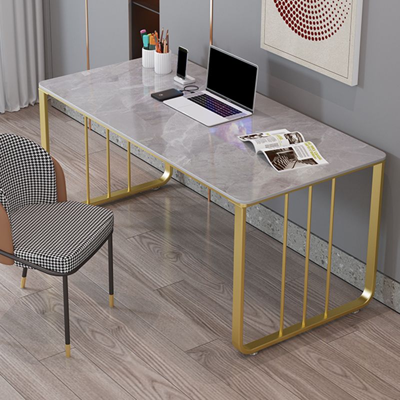 Bureau de bureau contemporain incurvé finition antique finit bureau avec des jambes métalliques