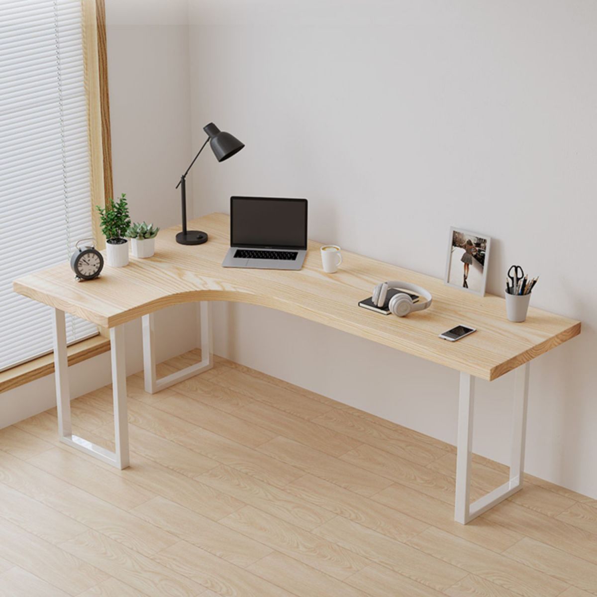 Contemporary Bedroom Writing Desk Wooden Office Desk with White Legs Clearhalo 'furn' 'furn_office_desk' 'Furniture' 'Office Desks' 'Office Furniture' 'office_desk' 1200x1200_b076b96a-cc45-47a4-88f1-a6b965060482