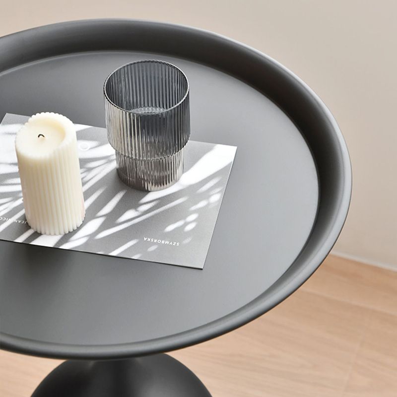 Round Top Side Table Metal 1 Leg Base Living Room End Side Table Clearhalo 'Coffee & Accent Tables' 'End & Side Tables' 'end_side_tables' 'furn' 'furn_end_side_tables' 'Furniture' 'Living Room Furniture' 1200x1200_b0775b9e-5fbb-49b7-be66-ab3706dc959f