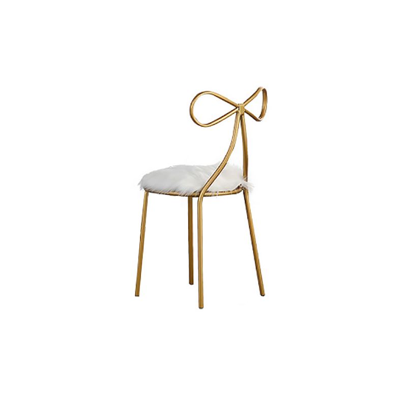 Mesa de tocador de madera/hierro en tocador blanco Glam 31.5 "H con espejo y taburetes