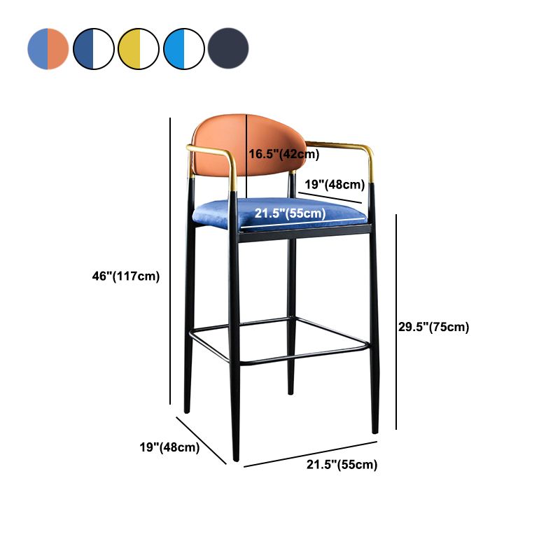 Sgabello da bar rettangolare con bracciolo industriale imbottito con schienale pieno