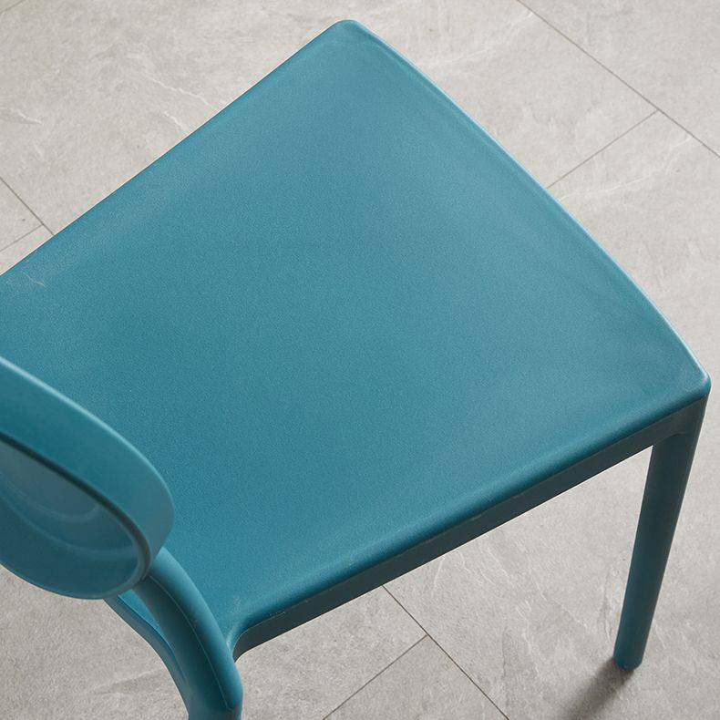Scandinavian Plastic Armless Dining Chairs Stackable Dining Side Chairs (Set of 4) Clearhalo ' kitchen&dining_furn' 'Dining Chairs' 'Dining Tables & Seating' 'dining_chair' 'furn' 'furn_dining_chair' 'Furniture' 'furniture_dining_chair' 'Kitchen & Dining Furniture' 'kitchen' 1200x1200_b0e69a52-68fe-4106-b7da-6d3bd368dd06