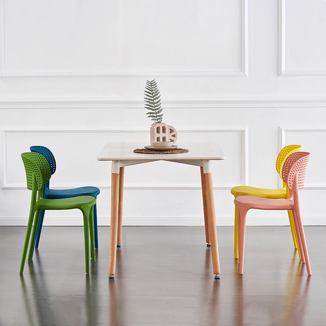Plastic Contemporary RestaurantSide Chair Colorful Stacking Dining Chair Clearhalo ' kitchen&dining_furn' 'Dining Chairs' 'Dining Tables & Seating' 'dining_chair' 'furn' 'furn_dining_chair' 'Furniture' 'furniture_dining_chair' 'Kitchen & Dining Furniture' 'kitchen' 1200x1200_b0ea7f97-5aa5-477c-aa37-e4a8114ac196