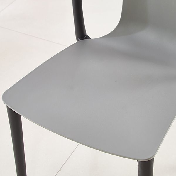 Silla de comedor de plástico sin brazo de comedor moderno