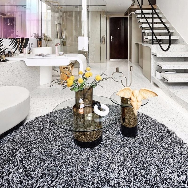 Glazen ovale top koffie of eindtafel modern met één metalen basis