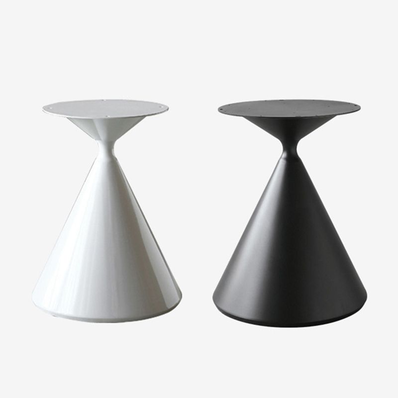Modern Stone Pedestal Dining Table Matte Finish Round Table for Kitchen Clearhalo 'Dining Tables & Seating' 'Dining Tables' 'dining_table' 'furn' 'furn_dining_table' 'Furniture' 'furniture_dining_table' 'Kitchen & Dining Furniture' 'kitchen' 'kitchen_dining_table' 1200x1200_b1aeb21d-e9d2-4eb2-869d-55eb7d7423b3