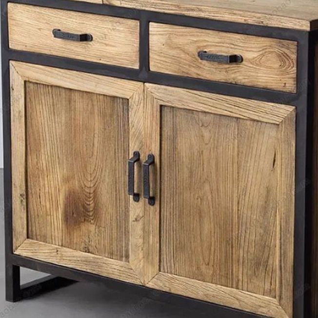 Industrieel noodlijdende houten accentkast met laden in massief hout