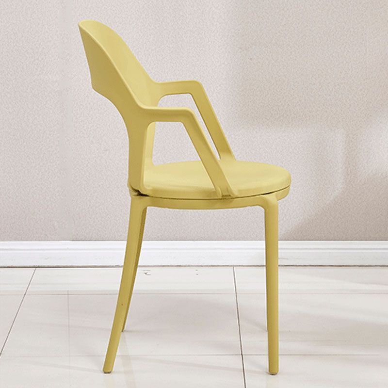 Chaise de cuisine contemporaine chaise latéral de bras à manger avec des jambes en plastique