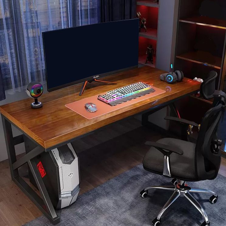 Solid Wood Industrial Gaming Desk Brown Rectangular Gaming Desk for Office