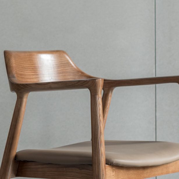 Silla de comedor tradicional de silla trasera con patas de madera para cocina