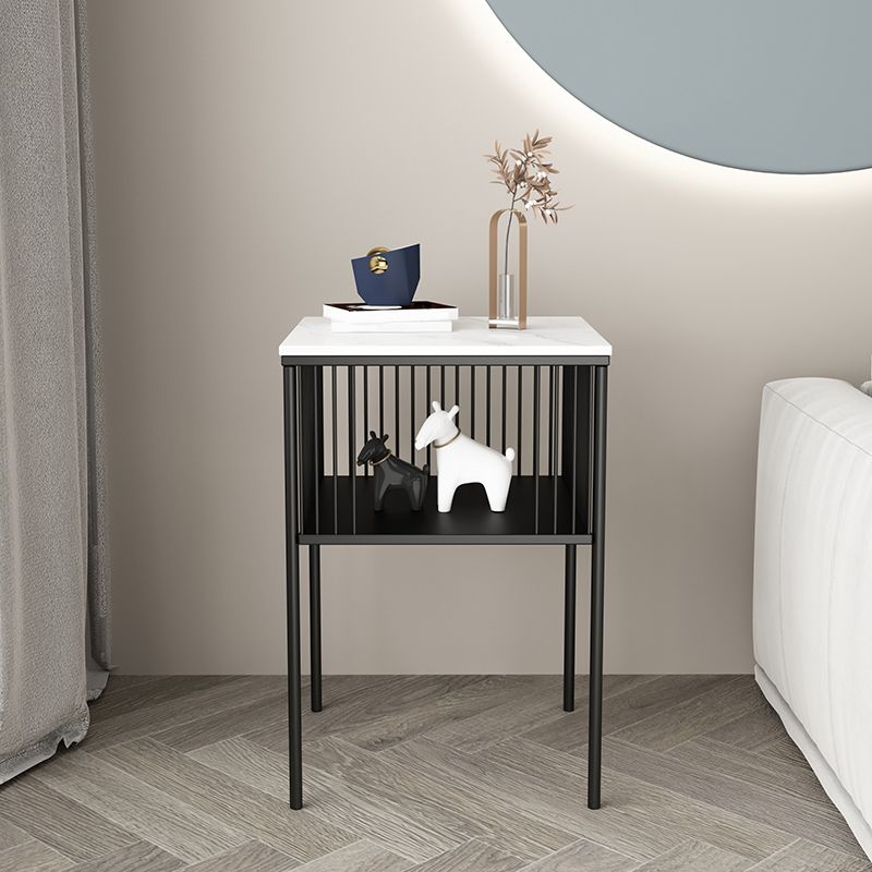 Metal de metal modernista 4 patas de la mesa de la mesa cuadrada de la pizarra cuadrada