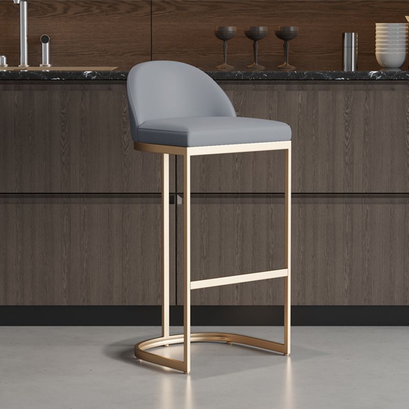 Taburete de bar tapizado moderno, taburete de bar con respaldo bajo y altura de barra con reposapiés