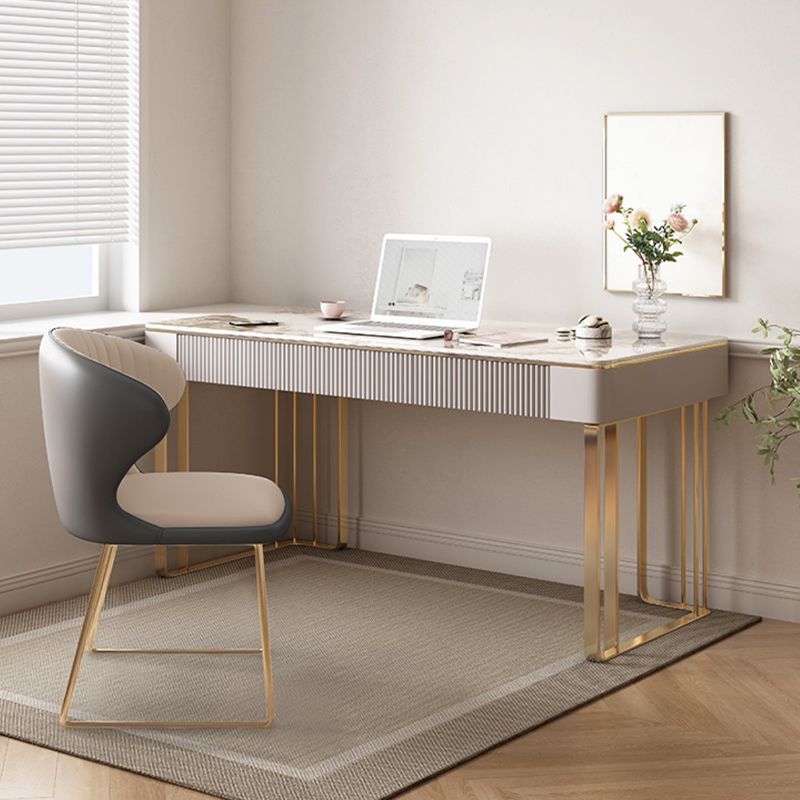 Escritorio de oficina de metal rectangular escritorio de piedra estilo glam con 3 cajones
