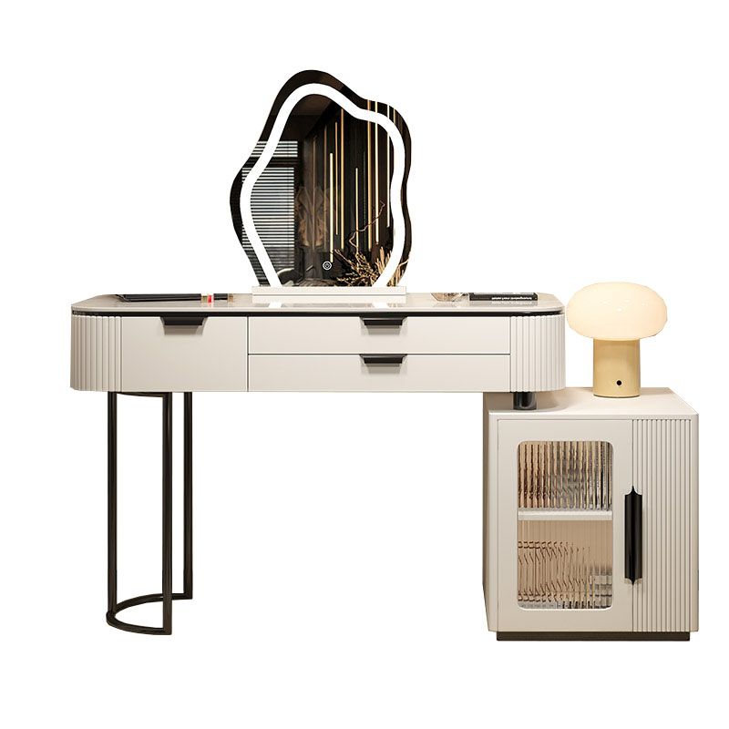 Contatore di trucco bianco in pietra contemporanea 31,5 "HASUP VANITÀ CAMERA BADE