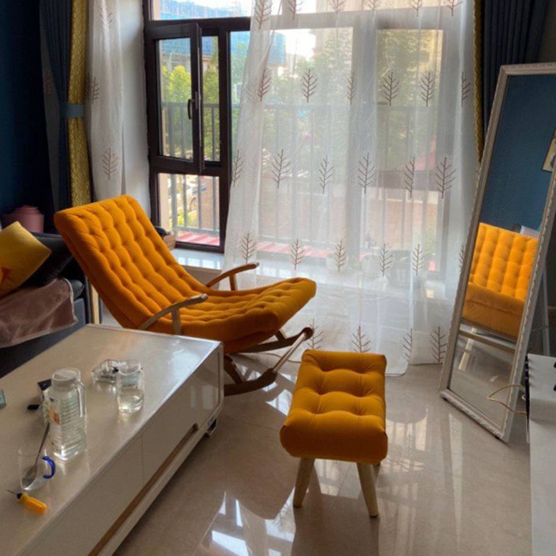 Leder -Schaukelstuhl einfache zeitgenössische Tufted -Kissen Schaukelstuhl mit Osmanisch