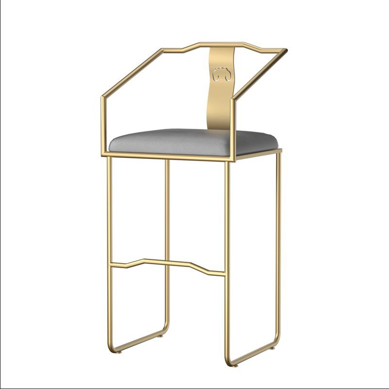 Set di tavoli da bar di lusso tradizionale 1/3/5 pezzi con una base d'oro