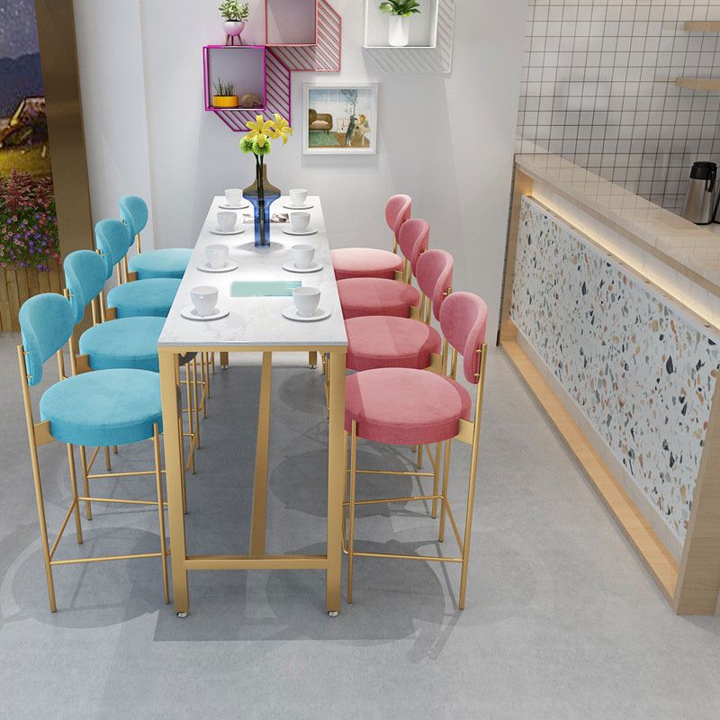 Modern Bar Height Table White Faux Marble Top Bistro Bar Table with Gold Base Clearhalo 'Bar Furniture' 'Bar Tables' 'bar_tables' 'furn' 'furn_bar_tables' 'Furniture' 'Kitchen & Dining Furniture' 1200x1200_b320c017-7bd8-45f0-b185-f784371d7e65