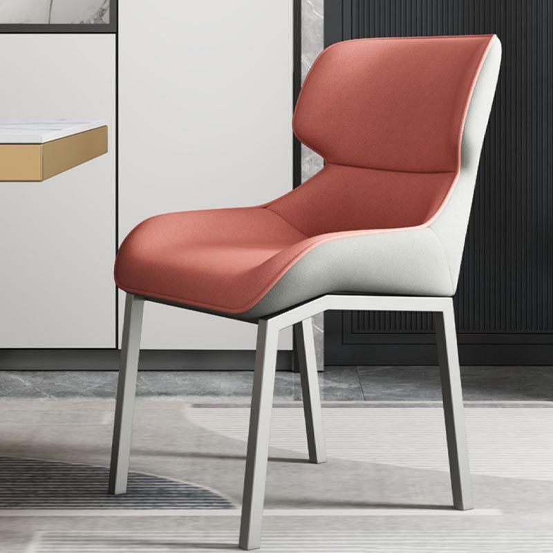 Chaise latéral moderne en tissu de salle à manger rembourrée