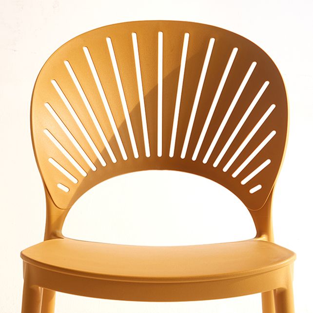 Modern Plastic Windsor Back Side Chair 33"H Dining Chair for Restaurant Clearhalo ' kitchen&dining_furn' 'Dining Chairs' 'Dining Tables & Seating' 'dining_chair' 'furn' 'furn_dining_chair' 'Furniture' 'furniture_dining_chair' 'Kitchen & Dining Furniture' 'kitchen' 1200x1200_b37aaab6-f15e-47da-a57a-ab815256848e