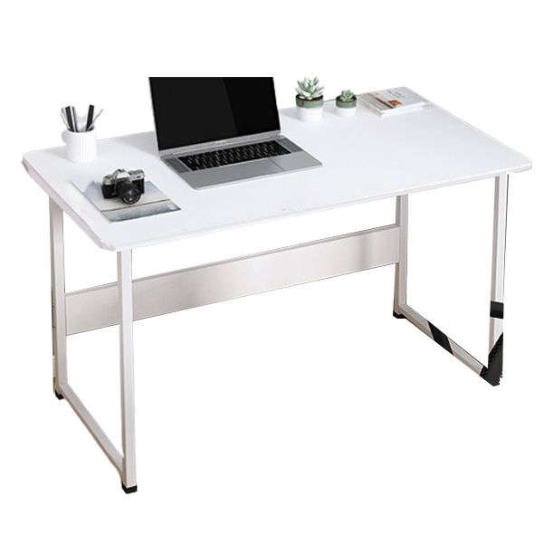 Contemporary Office Desk Rectangular Gaming Desk with Metal Legs Clearhalo 'furn' 'furn_office_desk' 'Furniture' 'Office Desks' 'Office Furniture' 'office_desk' 1200x1200_b38f0fa6-b1ef-41e9-9823-0ccc8aa11db0