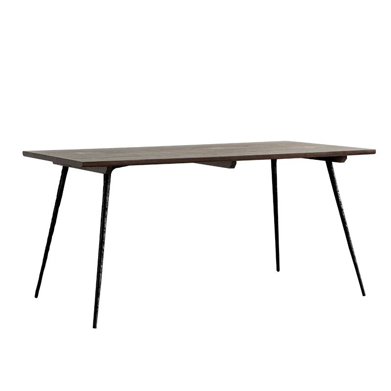 Traditional Luxury Rectangle Dining Site Table Solid Wood Furniture with 4-foot Clearhalo 'Dining Tables & Seating' 'Dining Tables' 'dining_table' 'Furniture' 'furniture_dining_table' 'Kitchen & Dining Furniture' 'kitchen' 'kitchen_dining_table' 1200x1200_b3d219d1-ecbc-4307-b62e-065817b46044