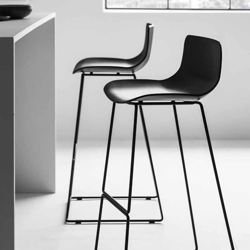 Scandinavian Style Metal Plastic Counter Stools Low Back Bar Stools with Footrest Clearhalo 'Bar Furniture' 'Bar Stools' 'bar_stools' 'furn' 'furn_bar_stools' 'furniture_bar_stools' 'Kitchen & Dining Furniture' 'kitchen&dining_furn' 'kitchen' 'kitchen_furn' Furniture' 1200x1200_b44f7887-f984-4ca2-a400-ec68d149ee2b