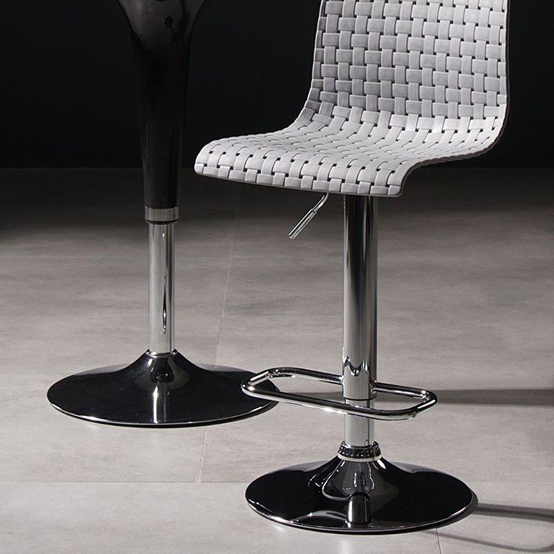Industrial Style Liftable Bar Stool Plastic Counter Bar Stool with Metal Legs Clearhalo 'Bar Furniture' 'Bar Stools' 'bar_stools' 'furn' 'furn_bar_stools' 'Furniture' 'Kitchen & Dining Furniture' 1200x1200_b4adddcd-132f-4a21-84a2-f805ae703669