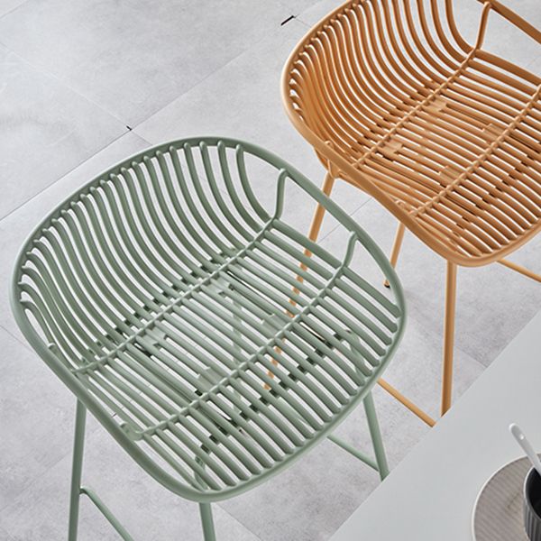 Moderner Barhocker Metallstockschocken mit Metallbeinen für Zuhause