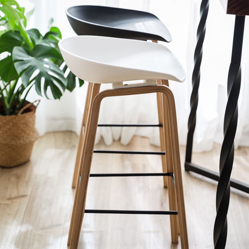 Modern Plastic Counter Stool Footrest Low Back Bucket Coffee Shop Bar Stool with Wood Legs Clearhalo 'Bar Furniture' 'Bar Stools' 'bar_stools' 'furn' 'furn_bar_stools' 'furniture_bar_stools' 'Kitchen & Dining Furniture' 'kitchen&dining_furn' 'kitchen' 'kitchen_furn' Furniture' 1200x1200_b4c61ad0-04b2-4e2f-b551-e5815b0488b7
