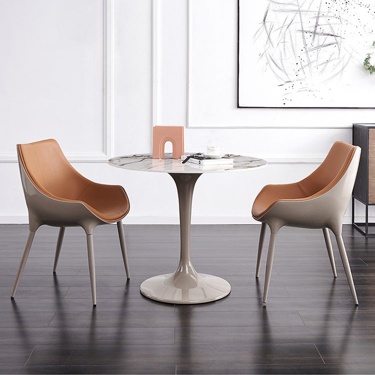 Sillas de comedor de estilo moderno sillas de cocina de cuero falso con patas de metal