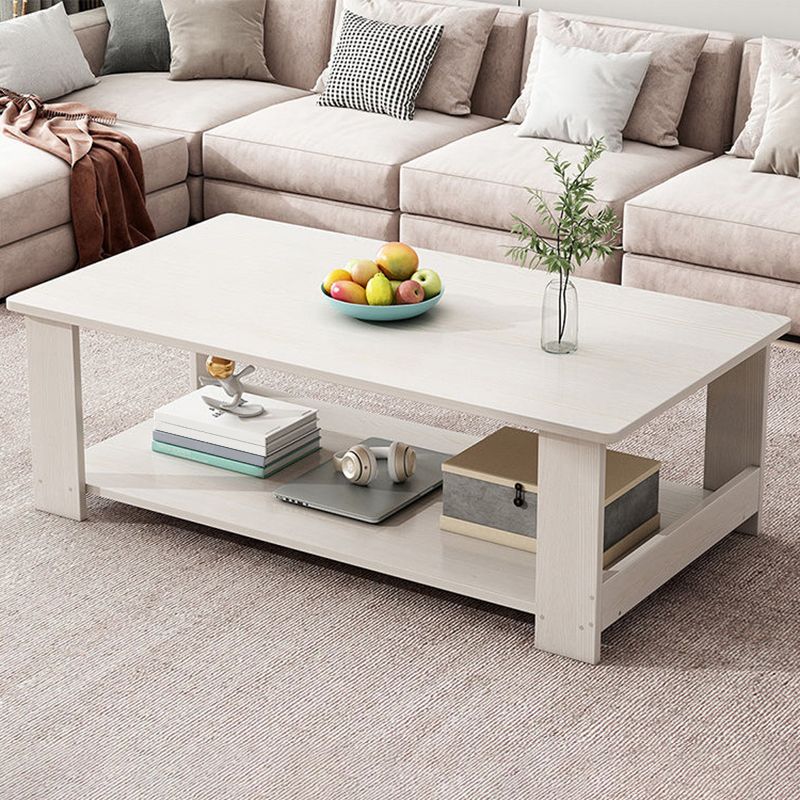 Moderner Couchtisch aus Holz mit Stauraum und Bündeltischen mit 4 Beinen