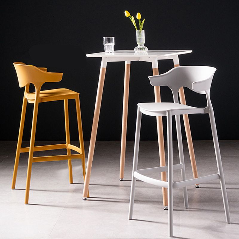 Industrial Low Back Counter Stool Plastic Counter Height Stools for Home Use Clearhalo 'Bar Furniture' 'Bar Stools' 'bar_stools' 'furn' 'furn_bar_stools' 'Furniture' 'Kitchen & Dining Furniture' 1200x1200_b4dd8ed0-4adf-46e6-bb9c-2f58e58d7880
