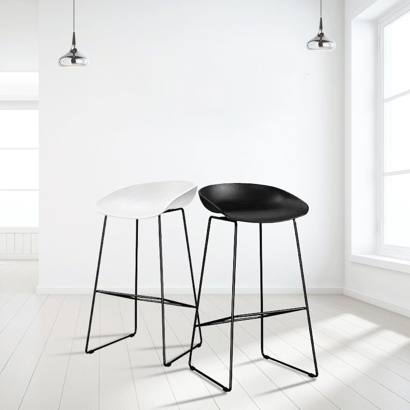 Scandinavian Black Metal Plastic Counter Stools Backless Bar Stools (Set of 4) Clearhalo 'Bar Furniture' 'Bar Stools' 'bar_stools' 'furn' 'furn_bar_stools' 'furniture_bar_stools' 'Kitchen & Dining Furniture' 'kitchen&dining_furn' 'kitchen' 'kitchen_furn' Furniture' 1200x1200_b4e72409-b796-4bbd-a04d-2d41fe572b19