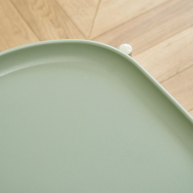 Tapa de la esquina superior de la bandeja con mesa auxiliar de acento de almacenamiento y ruedas