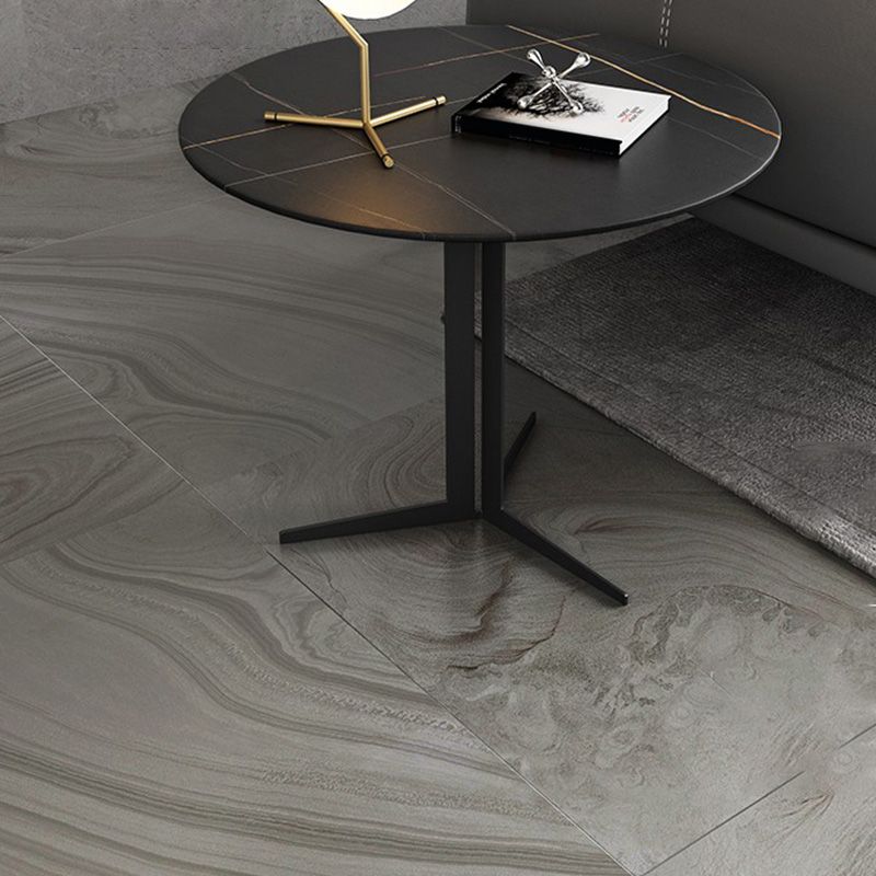 現代のメタルコーナーテーブル台座ベースのある現代