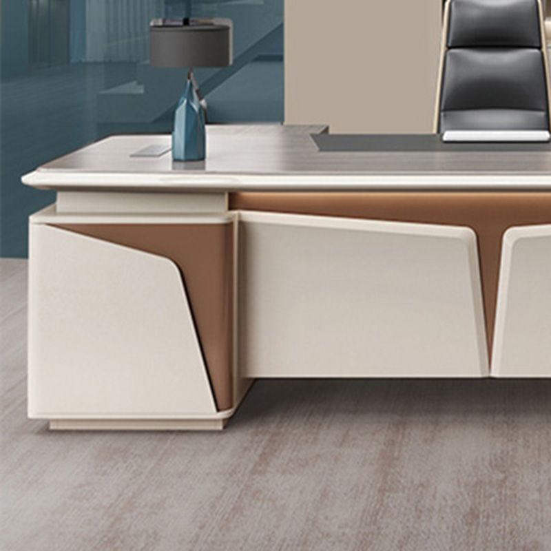 Scrivania da ufficio scuro taupe glam di scrittura rettangolare con cassetti