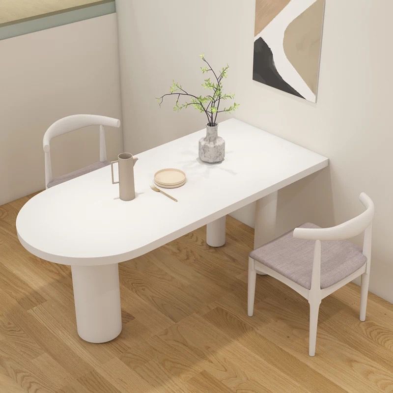 Tavolo da pranzo in legno massiccio a forma di forma mobile moderna con base di treppiede in finitura opaca