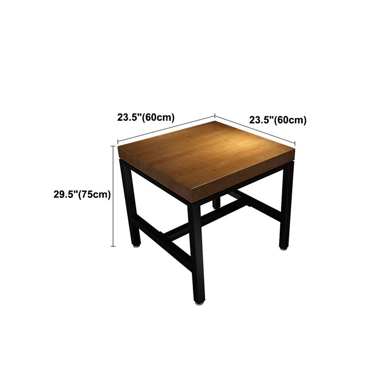 Table de bois en pin industriel pour table à manger au restaurant avec base de chevalet en noir