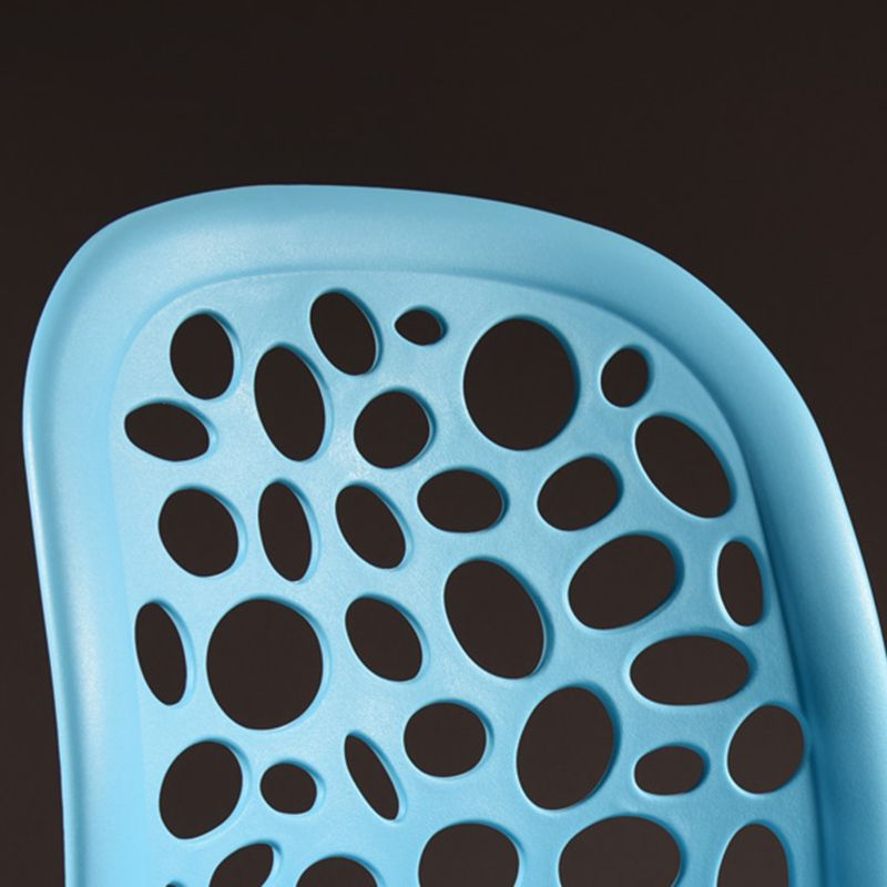 Contemporary Style Plastic Dining Chair Armless Dining Side Chair for Kitchen (Set of 4) Clearhalo ' kitchen&dining_furn' 'Dining Chairs' 'Dining Tables & Seating' 'dining_chair' 'furn' 'furn_dining_chair' 'Furniture' 'furniture_dining_chair' 'Kitchen & Dining Furniture' 'kitchen' 1200x1200_b66202f0-96b8-4e19-a669-d3150b9da170