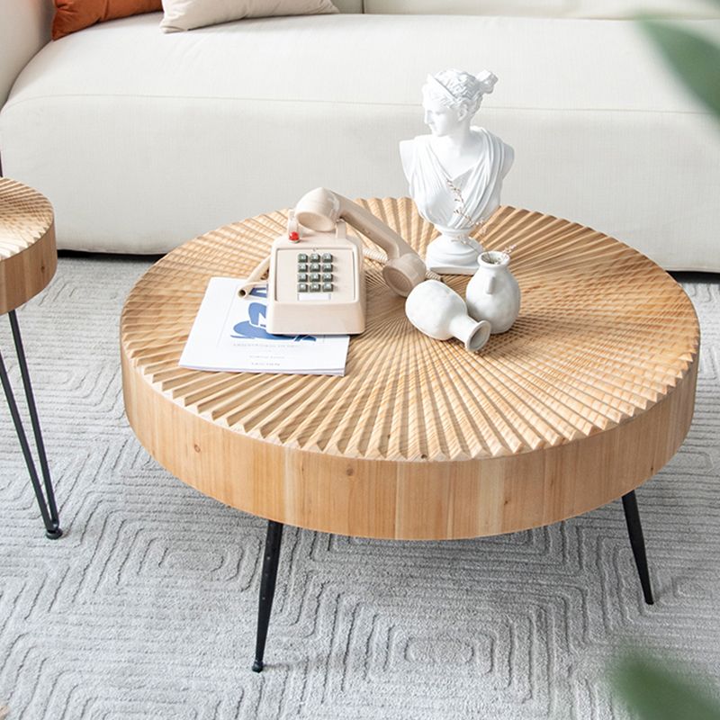 3 Legs Round Natural Finish Coffee Table Rustic Wooden Coffee Table Clearhalo 'Coffee & Accent Tables' 'Coffee Tables' 'coffee_tables' 'furn' 'furn_coffee_tables' 'Furniture' 'furniture_coffee_tables' 'Living Room Furniture' 1200x1200_b682b6a1-7ccc-40ee-a411-52ab801183c1
