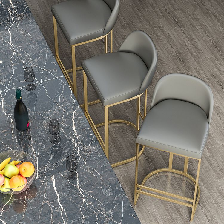Scandinavian Bar and Counter Stool Low Back Stool with Gold Pedestal Base Clearhalo 'Bar Furniture' 'Bar Stools' 'bar_stools' 'furn' 'furn_bar_stools' 'Furniture' 'Kitchen & Dining Furniture' 1200x1200_b69ab423-65e6-4848-80d5-e828588eaaee