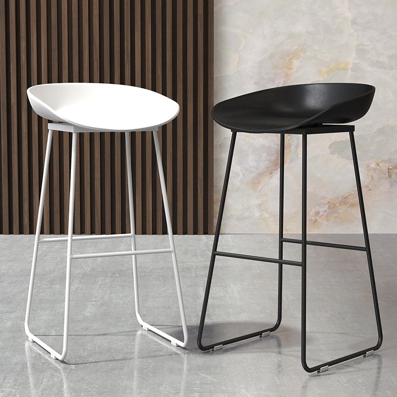 Coffee Shop Counter Stool Glam Metal Footrest Low Back Counter Stools Clearhalo 'Bar Furniture' 'Bar Stools' 'bar_stools' 'furn' 'furn_bar_stools' 'Furniture' 'furniture_bar_stools' 'Kitchen & Dining Furniture' 1200x1200_b69bd6d2-3afb-4378-81a8-dc57ba4565a3