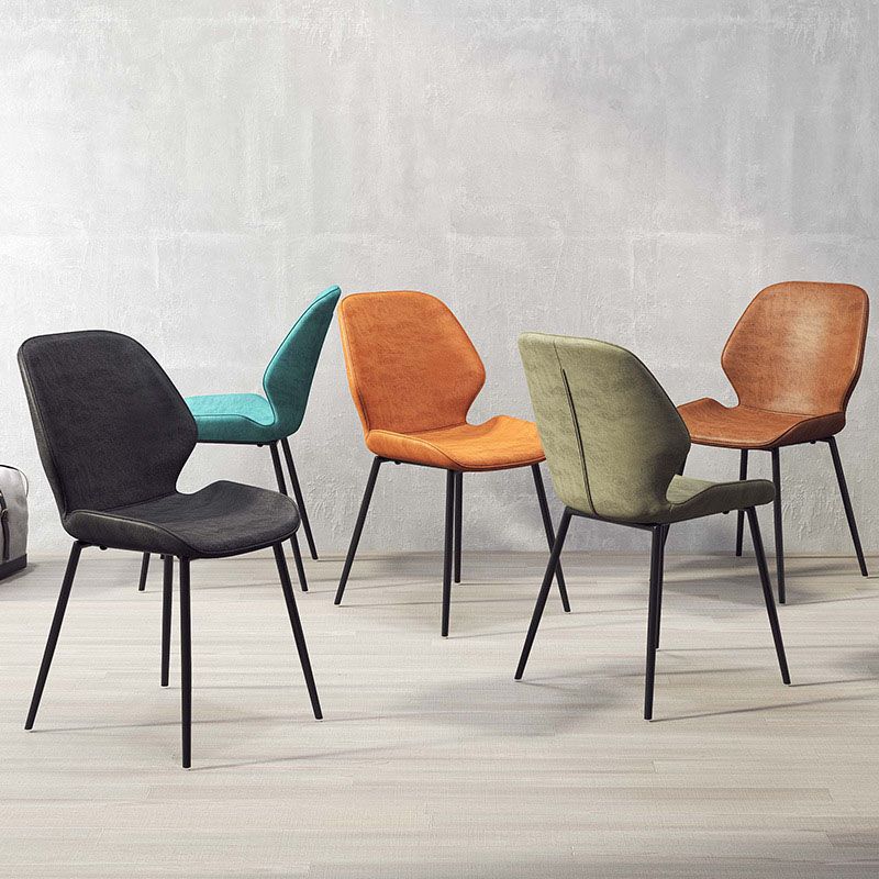 Eigentijdse eetkamerstoel keuken wingback armloze zijstoel met metalen benen